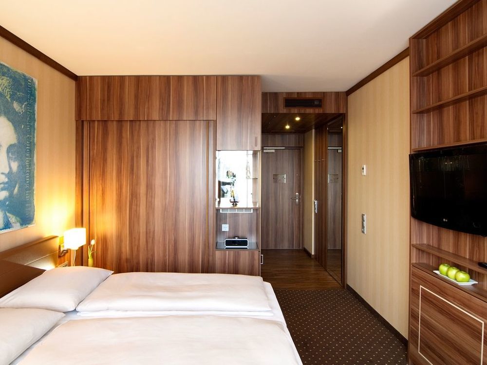 Living Hotel Duesseldorf מראה חיצוני תמונה