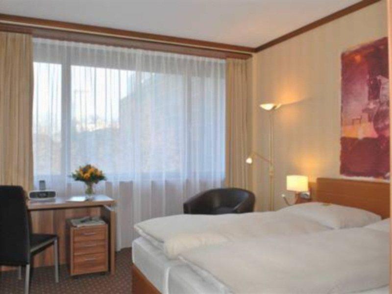 Living Hotel Duesseldorf מראה חיצוני תמונה