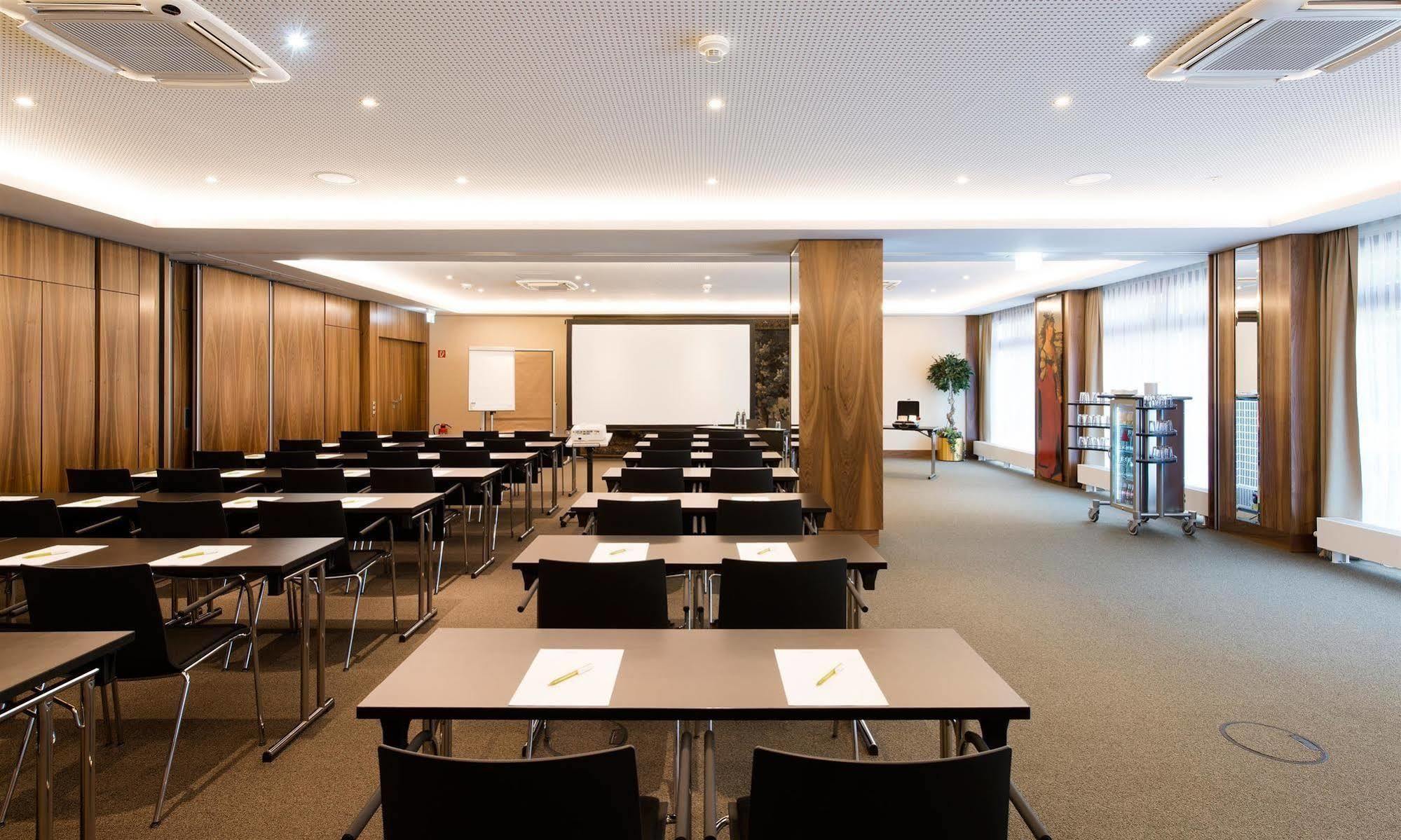 Living Hotel Duesseldorf מראה חיצוני תמונה